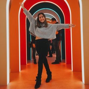 Meet your Posher, Grethel